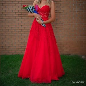 sherri hill red corset prom dress, Size 4, worn once for hoco court!